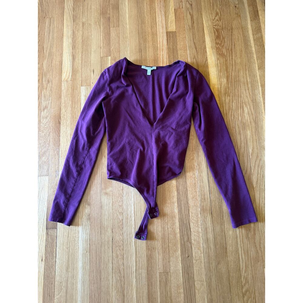 Express Longsleeve V Neck Bodysuit Wine Color size S
